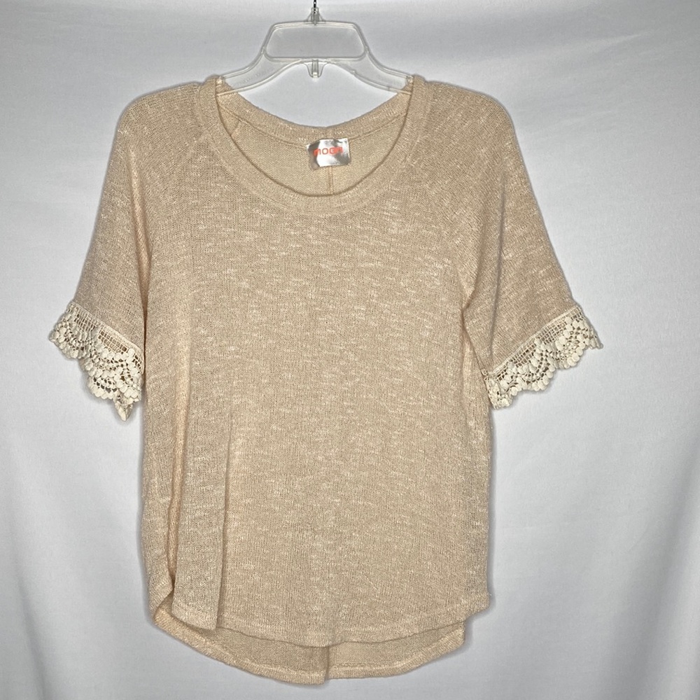 Moon Crochet Sleeve Top